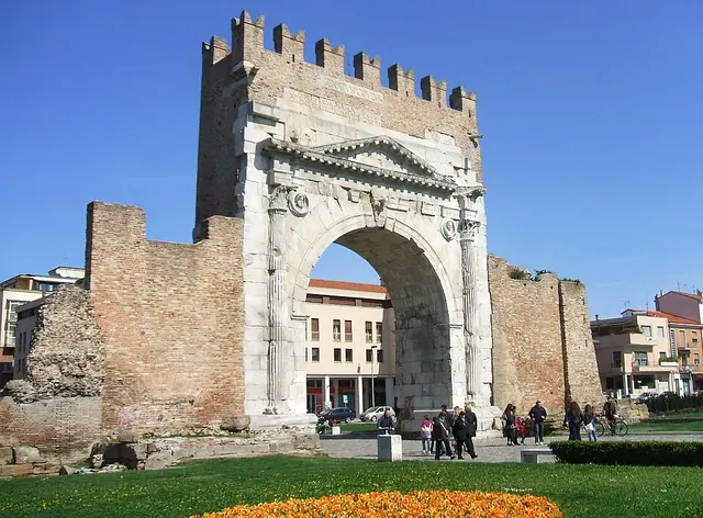 Arc d'Auguste
