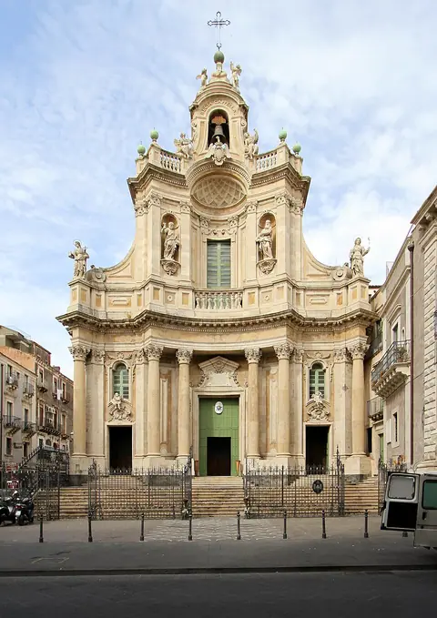 Basilique Sainte-Marie-de-l'Aumône de Catane