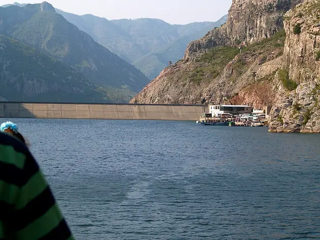 Centrale hydroélectrique de Koman