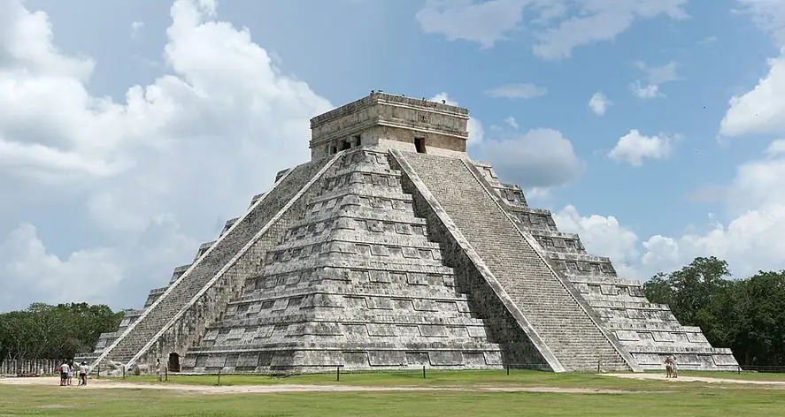Pyramide de Kukulcán