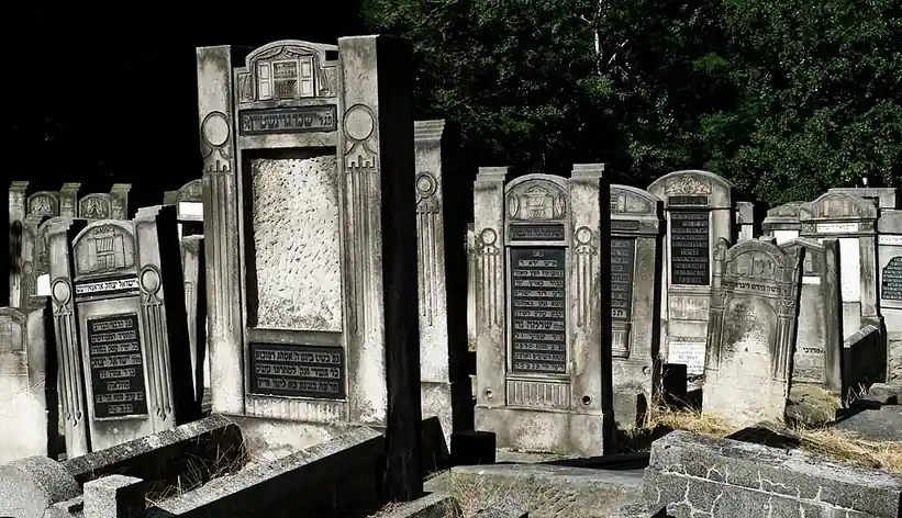 Nouveau cimetière juif de Lodz