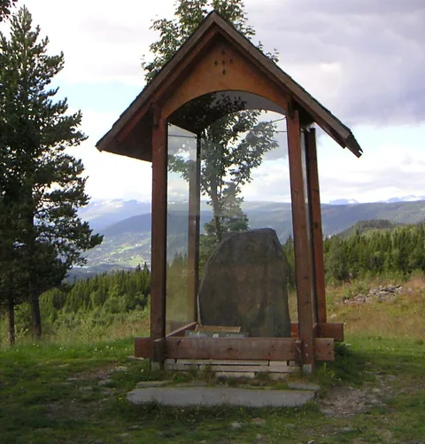 Einang stone