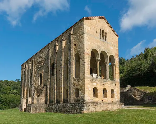 Église Santa María del Naranco d'Oviedo