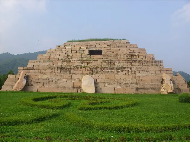 Capitales et tombes de l'ancien royaume de Koguryo