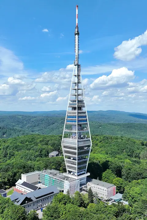 Tour de télévision du Kamzík