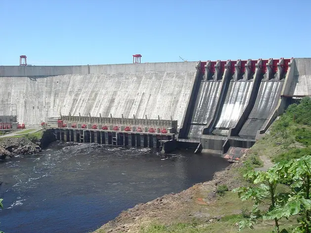 Barrage de Guri