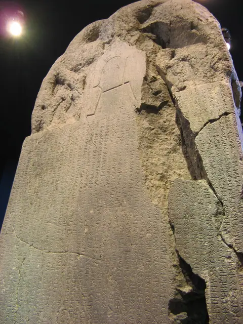 Kül Tigin inscription