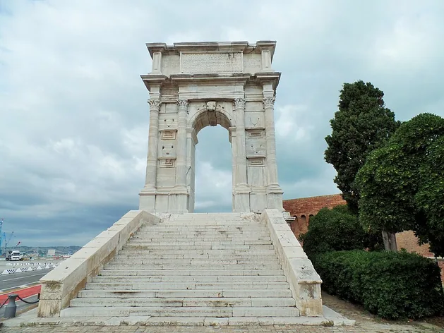 Arc de Trajan d'Ancône