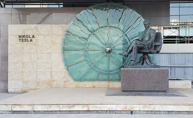 Monument to Nikola Tesla (Baku)