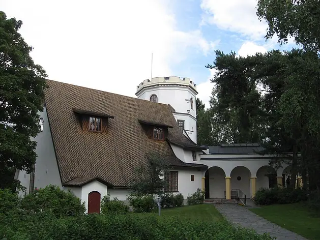 Tarvaspää