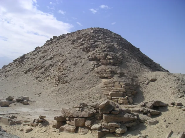 Pyramide de Niouserrê