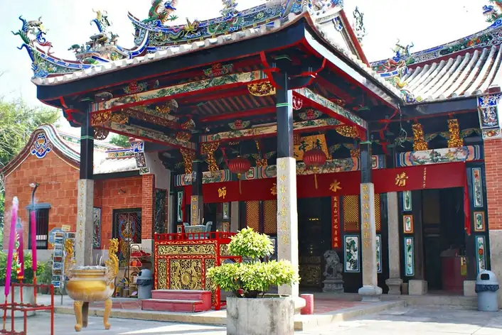 Temple aux Serpents