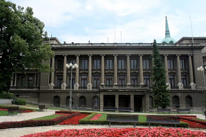 Novi dvor