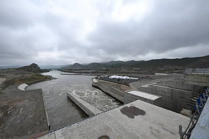 Barrage de Qiz Qalasi