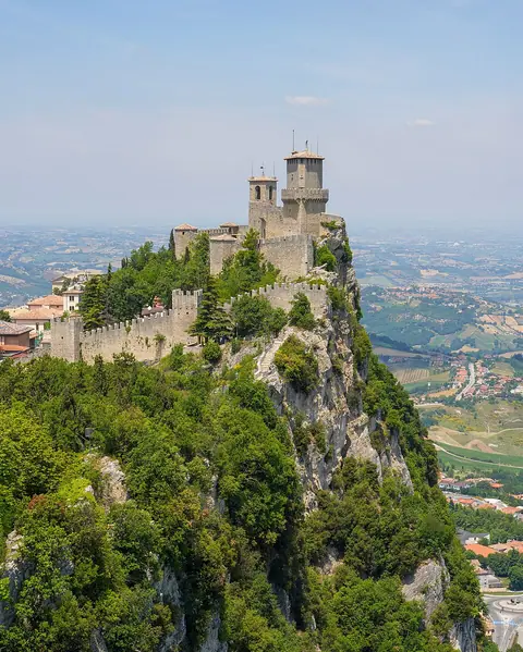 Trois tours de Saint-Marin