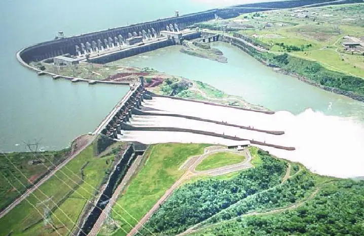 Barrage d'Itaipu