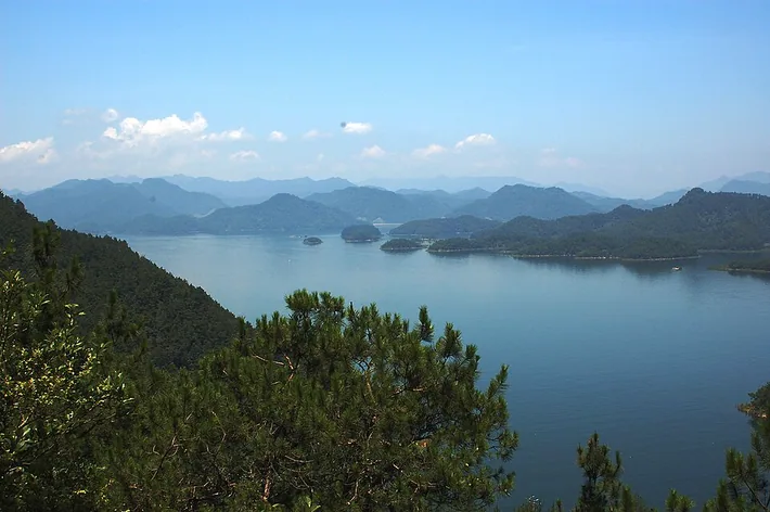 Lac Qiandao