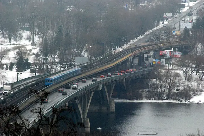 Pont métro