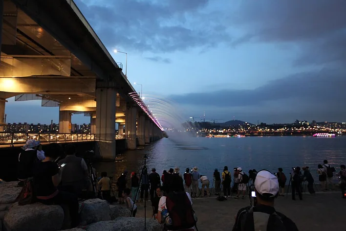 Pont Banpo