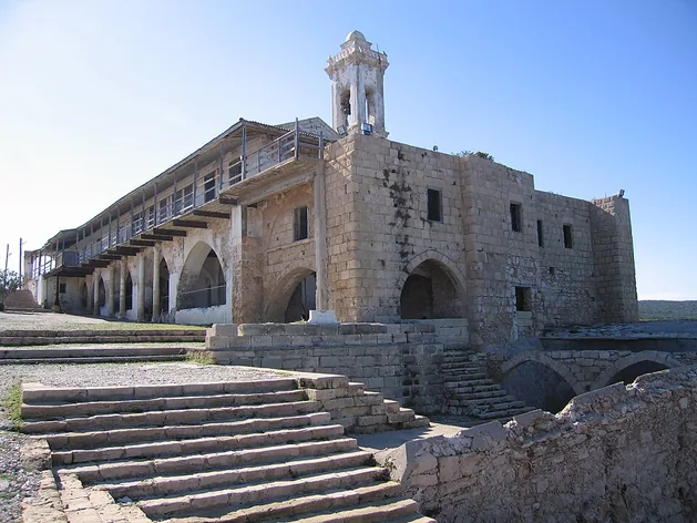 Apostolos Andreas