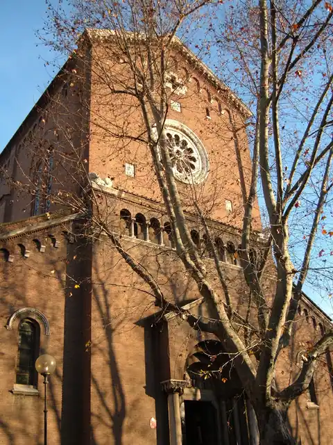 Basilique Sainte-Thérèse d'Avila