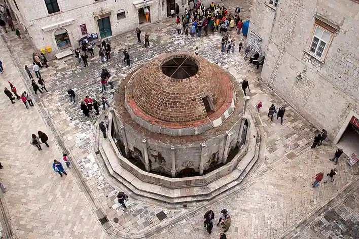 Fontaine d'Onofrio