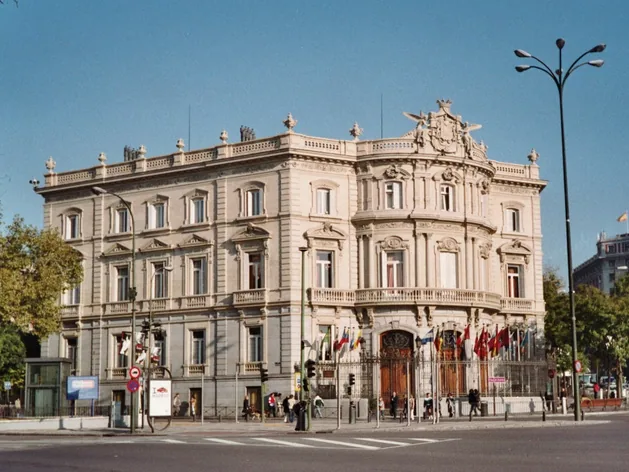 Palais de Linares