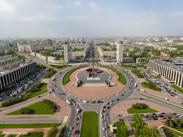 Victory Square, Saint Petersburg