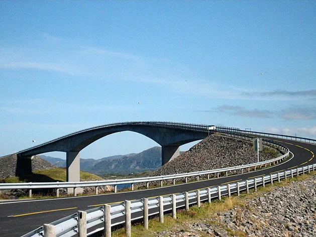 Pont de Storseisundet