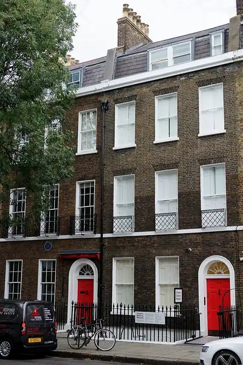 Musée Charles-Dickens