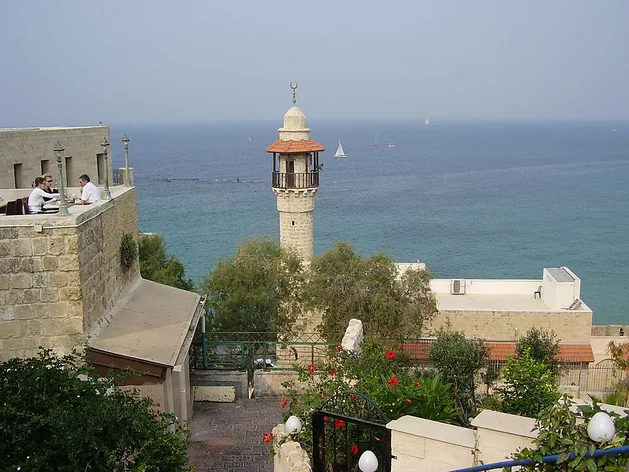 Al-Bahr Mosque
