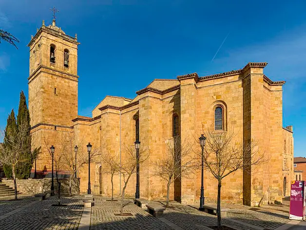 Cathédrale Saint-Pierre de Soria