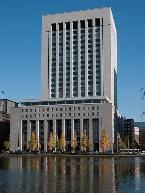 DN Tower 21