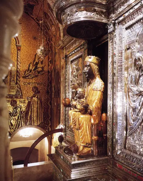 Vierge de Montserrat