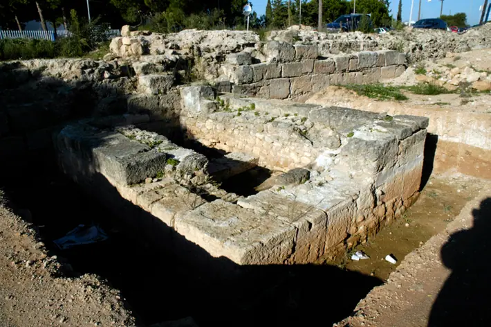 Mur de l'Hexamilion