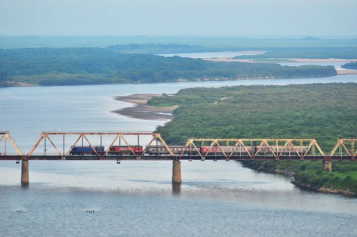 Pont de l'Amitié