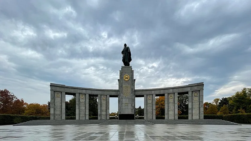 Mémorial soviétique de Tiergarten