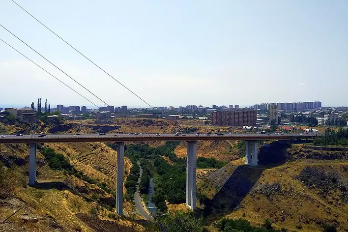 Pont de Davtachen