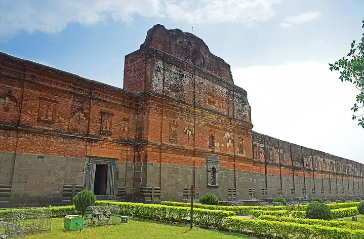 Adina Mosque
