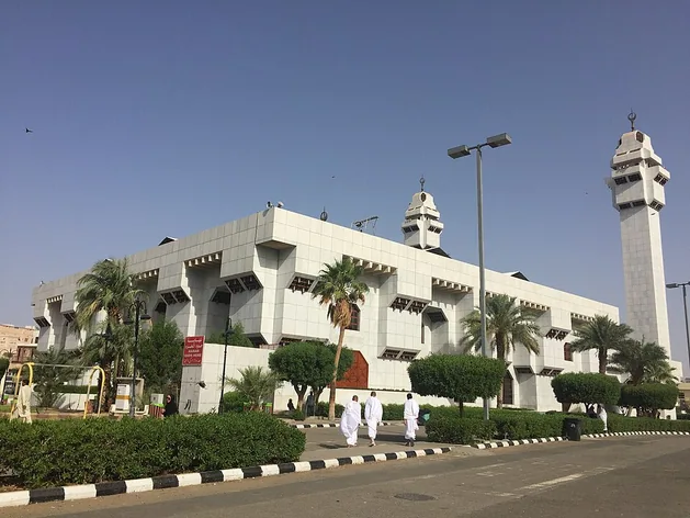 Masjid e Taneem