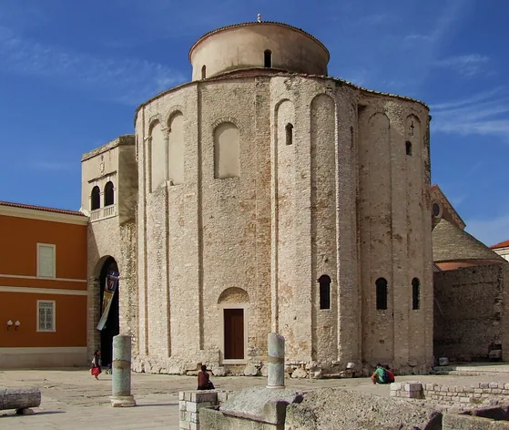 Église Saint-Donat