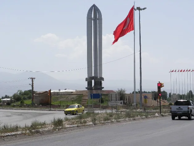 Mémorial et musée des martyrs turcs massacrés par les Arméniens