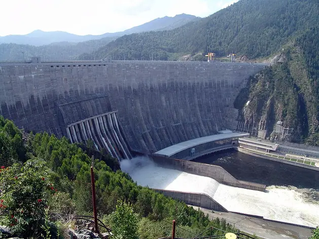 Barrage de Saïano-Chouchensk