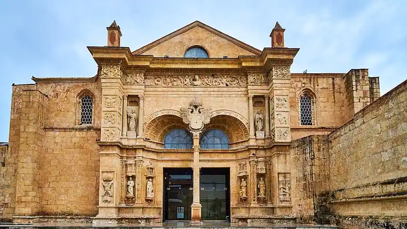 Cathédrale Notre-Dame-de-l'Incarnation de Saint-Domingue
