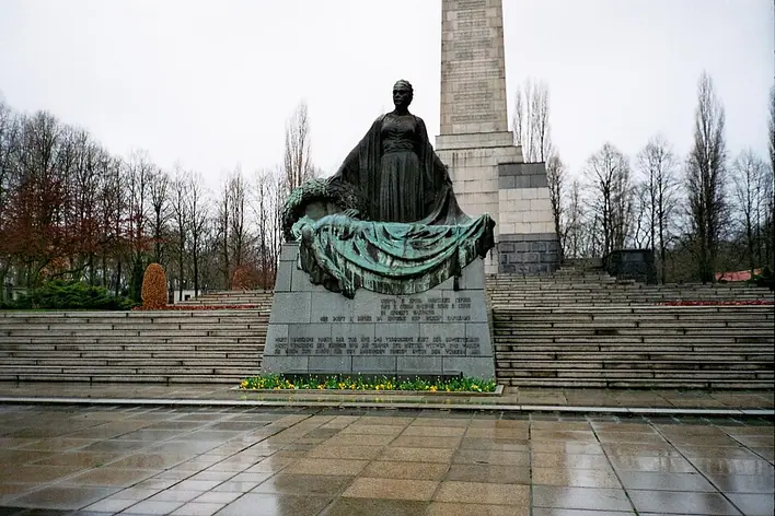 Mémorial soviétique de Schönholzer Heide