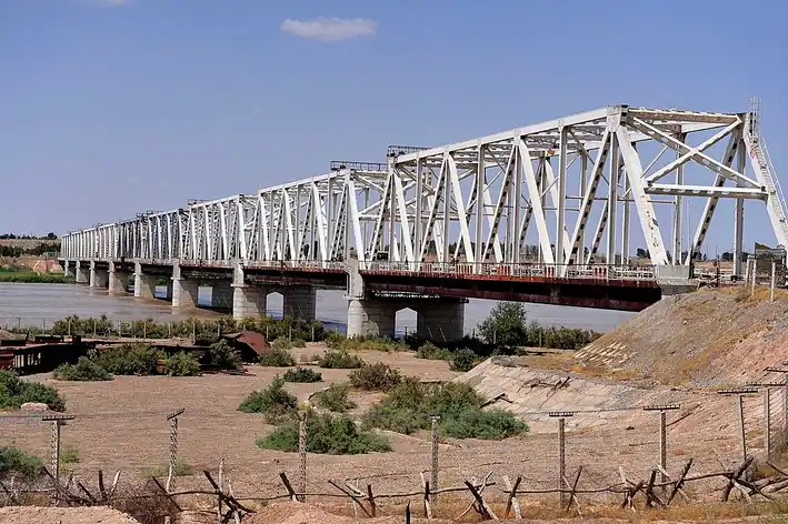 Pont de l'Amitié Afghanistan-Ouzbékistan