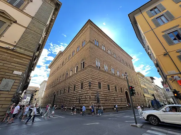 Palais Strozzi