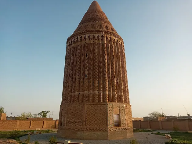 Tour Aliabad