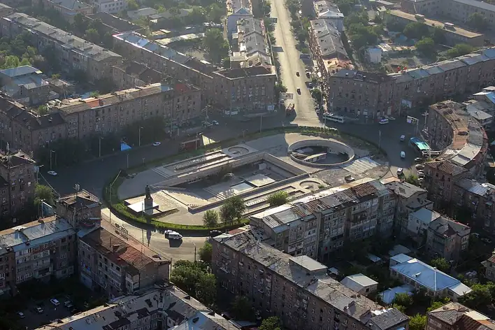 Place Garéguine Njdeh