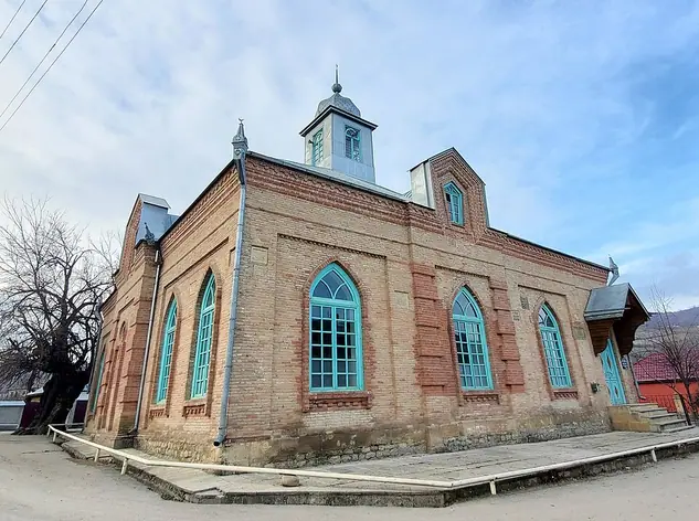 Rustov mosque